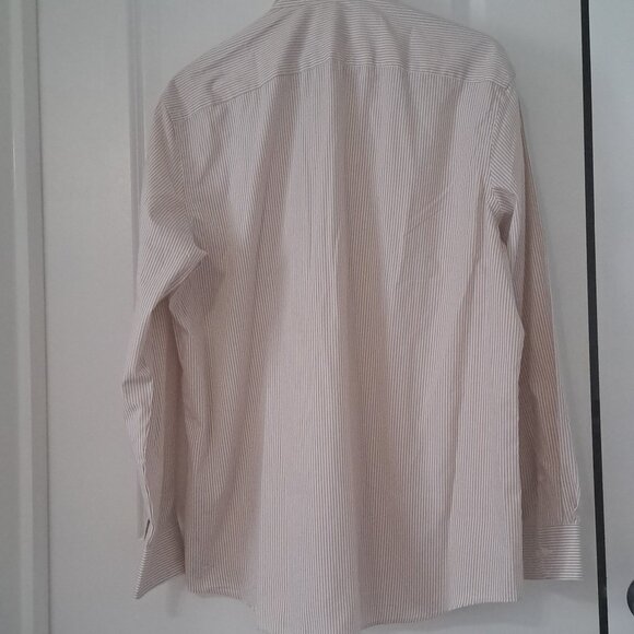 Van Heusen Men's Dress Shirt Regular Fit Pinpoint Stripe Size XL NWT - Picture 5 of 9